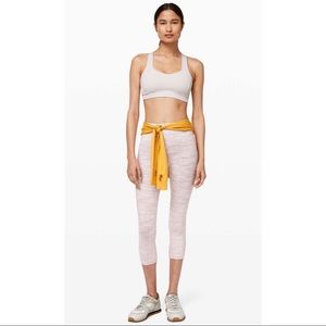 Lululemon Wunder under hi rise crop 21” sz 4 flux